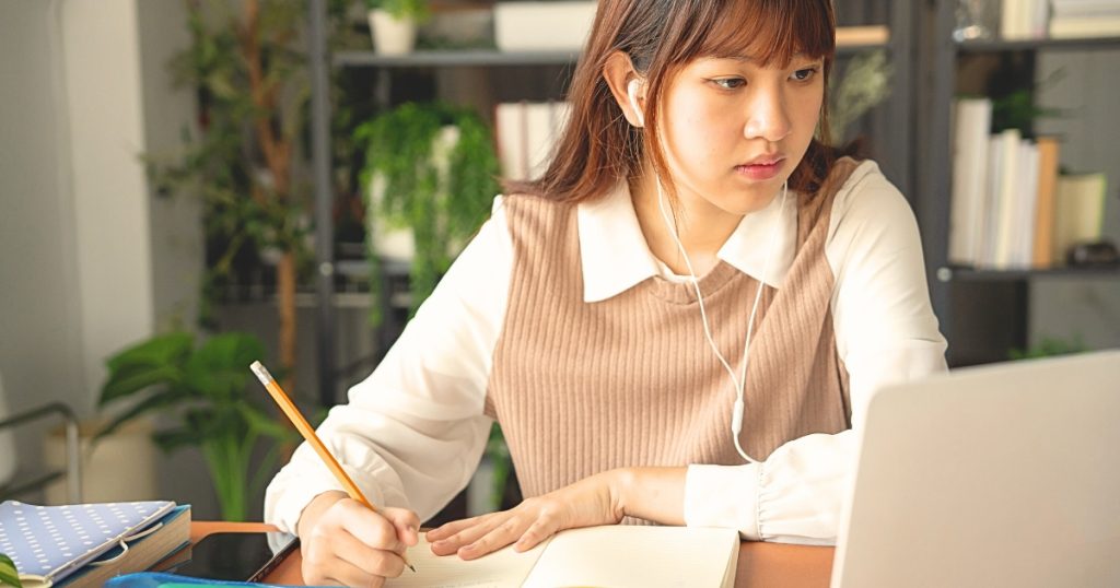 動画での勉強